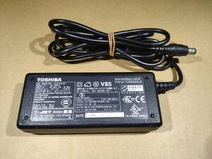 ■即決■TOSHIBA 東芝 ACアダプタ 15V 4A ADP-60RH A