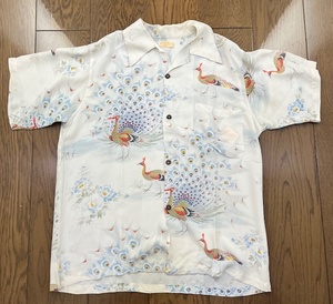 [レア] アロハシャツ ハワイアンシャツ 孔雀 クジャク 白 ヴィンテージ vintage