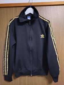 アディダス　adidas ジャージ　黒ゴールド　サイズ6