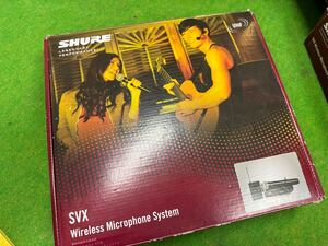 SHURE ヘッドセットタイプのワイヤレスシステム　SVX