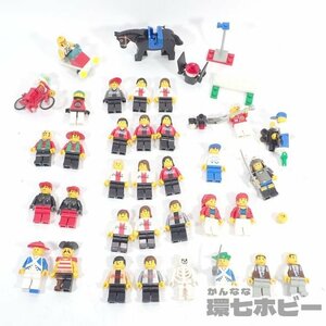 3TA45◆当時物 LEGO レゴ レゴブロック ミニフィグ 動物 人間 他 まとめ 大量セット ジャンク/サッカー お城シリーズ 街 パーツ 送60