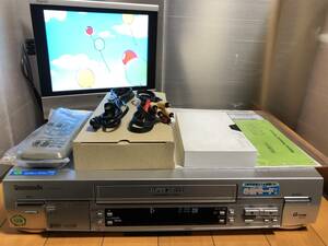 Panasonic S-VHSビデオデッキNV-SV100　S