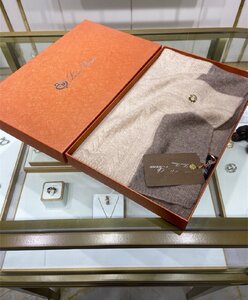 LORO PIANA ロロピアーナ レディースマフラー プレゼント 防寒 カシミヤ100％ 大人気 クリスマス カシミアストール シンプル 小物 rm0526