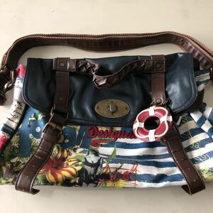 値下げ！デジグアル Desigual ショルダーバッグ トートバッグ 2way ボストンバッグ 中古品