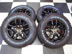 中古 BAREROCK BISON 16インチ 5.5J+22 5H139.7 新品 22年製 TOYO オープンカントリー R/T 185/85R16 ※光の加減で一部赤く映ってますが黒