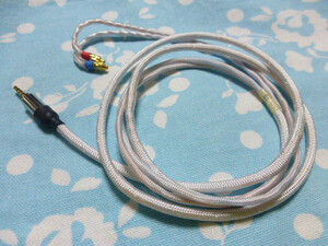 MMCX ケーブル MOGAMI 2799 2.5mm4極 白色スリーブ AK320 DP-X1A SP1000 KANN SHURE Westone Campfire Audio