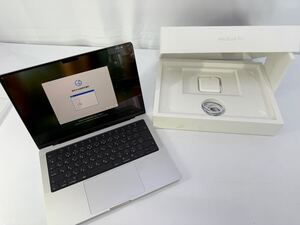 Apple Mac Book Pro 2023 14インチ M3チップ 8コアCPU 10コアGPU SSD512GB メモリ8GB SLV MR7J3J/A A2918 中古品 初期化済み