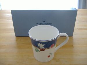 WEDGWOOD（フルーツシンフォニー）マグ　新品　定価6,600円