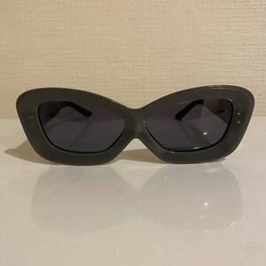 KIKO KOSTADINOV KK. SUNGLASSES. 01 GREY キコ コスタディノフ サングラス グレー