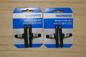 SHIMANO M70T4 シマノ Vブレーキ ブレーキシュー １台分 