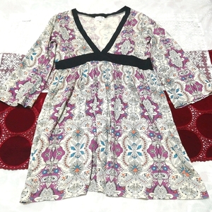 黒Vネック紫白青幾何学風模様チュニックネグリジェ Black V neck purple white blue geometric style pattern tunic negligee dress