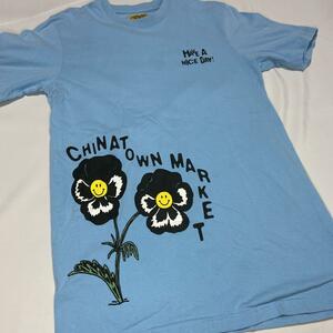 CHINATOWN MARKET チャイナタウンマーケット Tシャツ スマイリー M