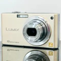 Panasonic LUMIX DMC-FX35　ゴールド