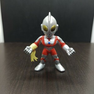 ウルトラマン超闘士激伝　フルカラークロス　闘士ウルトラマン　カラーフィギュア　※パーツなし