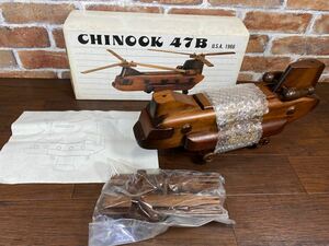 ♪♪未使用 ビンテージ 木製モデル CHONOOK 47B U.S.A.1966 ヘリコプター♪♪