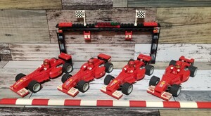 LEGO RACERS レゴ レーサー F-1 フェラーリ 4台セット ゲート付 全長１５ｃｍ　レーシングドライバーフィグ付