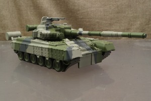 ★ソビエト 主力戦車 T-80　1/72　922044　Fabbri
