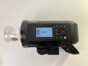 Y588★美品 Godox AD600Pro モノブロックストロボ 600W GN87 TTL 1/8000s HSS ボーエンズマウント屋内屋外撮影対応 ゴドックス