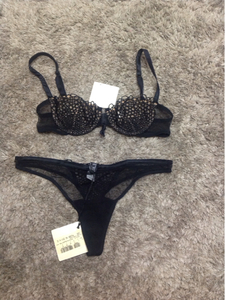 LAPERLA 超SEXYノンパッテッド勝負ランジェリーセット32B 新品