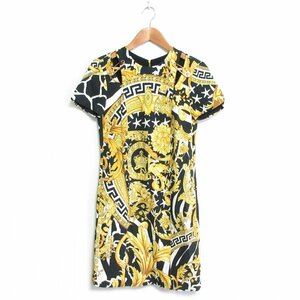 ほぼ未使用 VERSACE ヴェルサーチ 2019年モデル バロック柄 総柄 メデューサクリップ ひざ上丈 ワンピース ショートドレス 36 マルチカラー