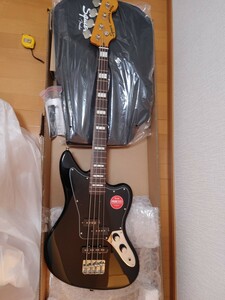 Squier by Fender　Classic vibe Jaguar Bess ブラック