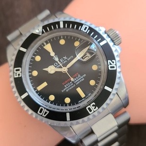 ROLEX Ref.1680人気の赤サブ!!ロレックスオリジナルCal.1570搭載。OH済歩度良好。