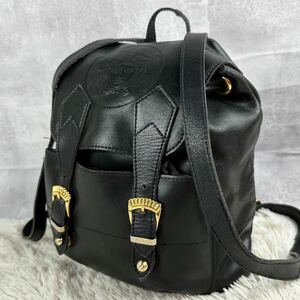 美品 Gianni Versace ジャンニ ヴェルサーチ バックパック リュック ビジネス オールレザー フラップ 巾着 金具 ロゴ型押し ステッチ 黒