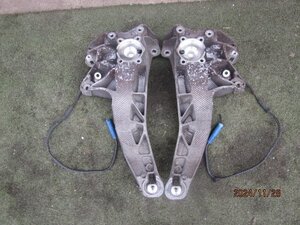 (0320)ZF16 R55 ミニクーパー クラブマン リアナックル 左右