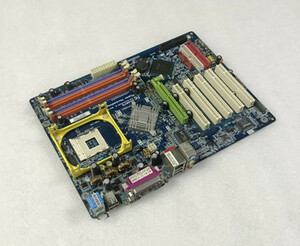 美品 GIGABYTE GA-8IPE1000-G マザーボード Intel 865PE Socket 478 Pentium4,Celeron4 ATX DDR