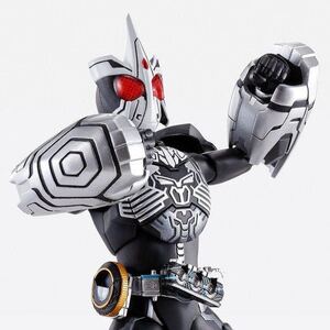 新品 輸送箱 未開封 S.H.Figuarts (真骨彫製法) 仮面ライダーオーズ サゴーゾ コンボ 仮面ライダー オーズ フィギュアーツ フィギュア