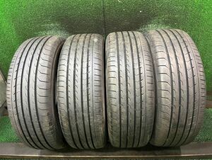 22年製　ヨコハマ　ブルアースRV-03　215/60R17　4本　深溝　サマータイヤ　C-HR　カローラクロス　UX　エスティマ