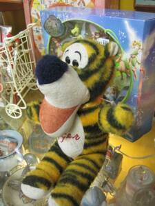 【TIGGER☆ティガー】ヴィンテージ SEARS ぬいぐるみ★くまのプーさん☆Winnie The Pooh☆ディズニー Walt Disney Productions