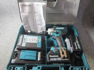 (5088) 本体未使用 makita マキタ 充電式インパクトレンチ 18V 6.0Ah TW300DRGX 充電器 バッテリ2個 おまけ付き