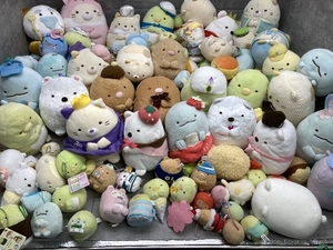 Z1a すみっコぐらし ぬいぐるみ マスコット まとめて大量 140サイズいっぱい 中古現状品