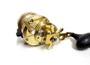 美品 SHIMANO シマノ OCEA JIGGER 2000 オシア ジガー スコーピオン ベイトリール