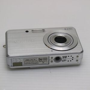 超美品 FinePix J10 シルバー 即日発送 FUJIFILM デジカメ デジタルカメラ 本体 あすつく 土日祝発送OK