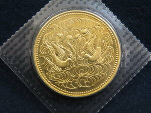 16890　上606-016　10万円金貨　20ｇ　ブリスターパック入　御在位六十年　昭和61年　日本　純金　K24　金貨　記念　貨幣　硬貨　60