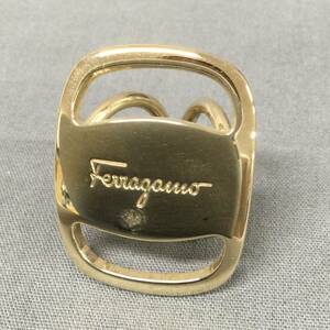 060524　266674　Salvatore Ferragamo　サルバトーレフェラガモ　スカーフリング　ゴールド系カラーデザイン　アクセサリー小物　服飾雑貨