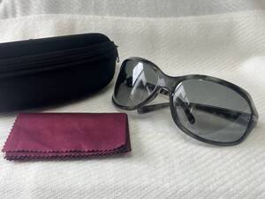 ◇PRADA◇SPR14G サングラス GACKT マーブルブラック グレー　グラデーション　VARTIX 原型モデル　プラダ