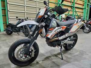 格安　KTM　690SMC　スーパーモタード　平成23年式　車検R7年7月　20433ｋｍ