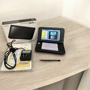 ☆H ニンテンドー3DSLL ブラック 本体動作品 送料無料 付属品付き 任天堂 Nintendo メタリックブラック 箱説付 タッチペン付き 