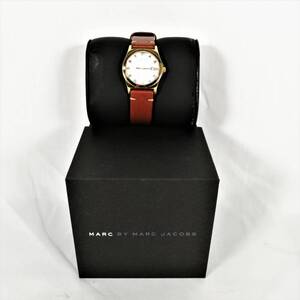 MARC BY MARC JACOBS 腕時計 レディース クオーツ ホワイト文字盤 ゴールド ブラウン マークバイマークジェイコブス【USED品】 22 00226