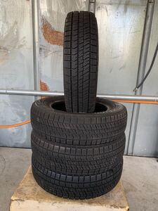 送料込み！165/70R14 BRIDGESTONE BLIZZAK VRX2 19年 7.5mm 中古スタッドレスタイヤ４本セット