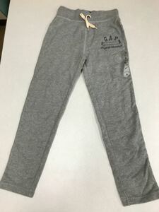 ■ギャップ■新品■130■ＧＡＰ■トレパン■グレー■外出でもおしゃれに■ジャージ■スエット■2-1