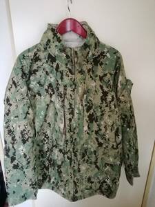 美品 U.S.NAVY 米軍 海軍 GORE-TEX ゴアテックス　パーカー MEDIUM REGULAR 迷彩 カモフラ USN グリーン　USED