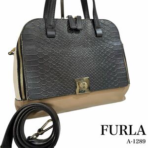 美品！FURLA フルラ　ディヴィーナ　2wayショルダーバッグ　ハンドバッグ　パイソン