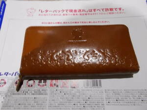 未使用　正規品　ハローキティ　カウレザー　牛革製　長財布　ブラウン系カラー