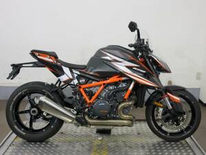 【59362】ＫＴＭ　１２９０スーパーデュークＲ　個性が光るストリートモンスター！