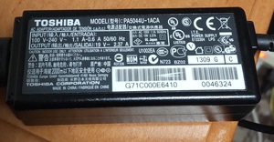 東芝ノートPC用ACアダプタ 型番:PA5044U-1ACA 送料込み ジャンク扱い