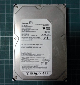 SA06 3.5インチ SATA HDD Seagate 300GB ST3300831SCE